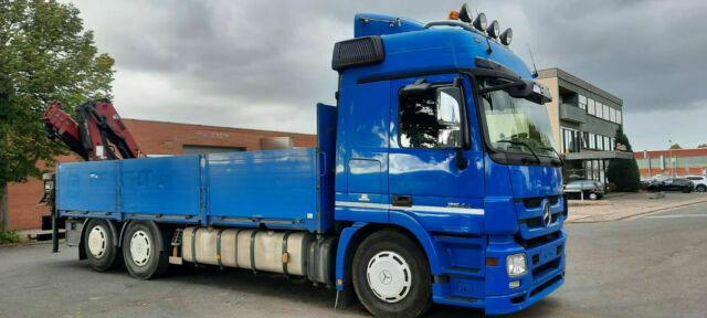 Mercedes-Benz 2544 Pritsche mit Kran Hiab XS am Heck - משאית צד נופל/ שטוחה, משאית מנוף: תמונה 2 Mercedes-Benz 2544 Pritsche mit Kran Hiab XS am Heck - משאית צד נופל/ שטוחה, משאית מנוף: תמונה 2