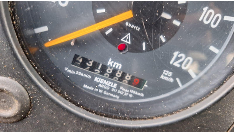 הַחכָּרָה Mercedes-Benz 2629 AK Motorwagen mit Kran 6x6 Mercedes-Benz 2629 AK Motorwagen mit Kran 6x6: תמונה 9 הַחכָּרָה Mercedes-Benz 2629 AK Motorwagen mit Kran 6x6 Mercedes-Benz 2629 AK Motorwagen mit Kran 6x6: תמונה 9