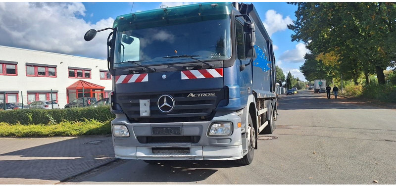 Mercedes-Benz 2632 Müllwgen 6x2 M.Haus Blatt/Luft - משאית אשפה: תמונה 3 Mercedes-Benz 2632 Müllwgen 6x2 M.Haus Blatt/Luft - משאית אשפה: תמונה 3