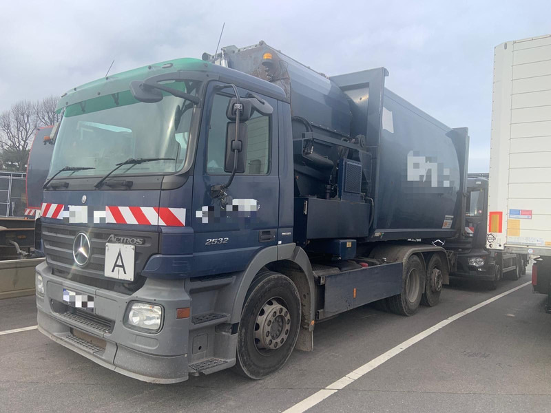 Mercedes-Benz 2632 Müllwgen 6x2 M.Haus Blatt/Luft - משאית אשפה: תמונה 4 Mercedes-Benz 2632 Müllwgen 6x2 M.Haus Blatt/Luft - משאית אשפה: תמונה 4