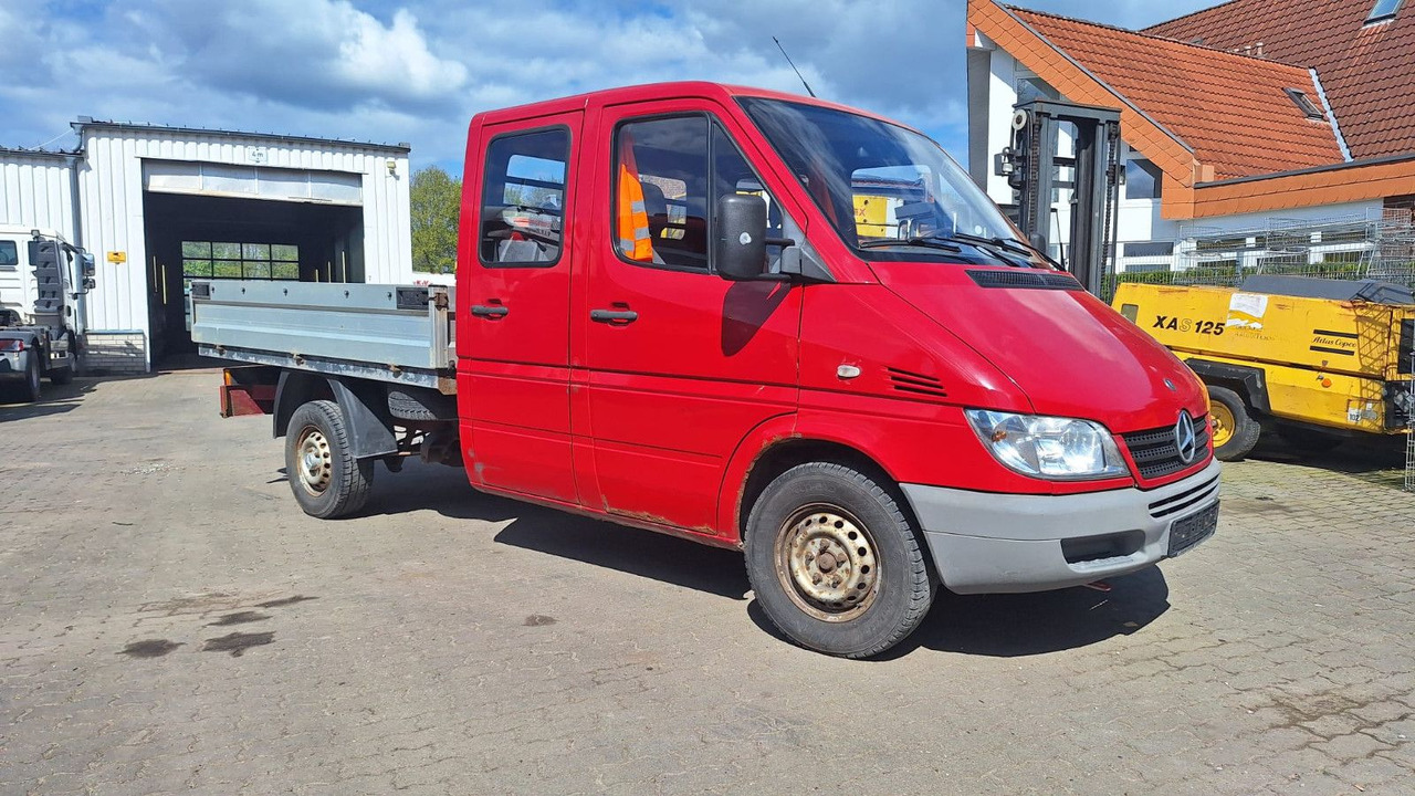 Mercedes-Benz 313 Pritsche Doppelkabine - כלי רכב מסחרי במיטה שטוחה, כלי רכב מסחרי קומבי: תמונה 1 Mercedes-Benz 313 Pritsche Doppelkabine - כלי רכב מסחרי במיטה שטוחה, כלי רכב מסחרי קומבי: תמונה 1