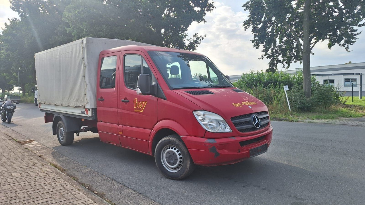 Mercedes-Benz 319 Doka - כלי רכב מסחרי עם וילונות צד, כלי רכב מסחרי קומבי: תמונה 3 Mercedes-Benz 319 Doka - כלי רכב מסחרי עם וילונות צד, כלי רכב מסחרי קומבי: תמונה 3