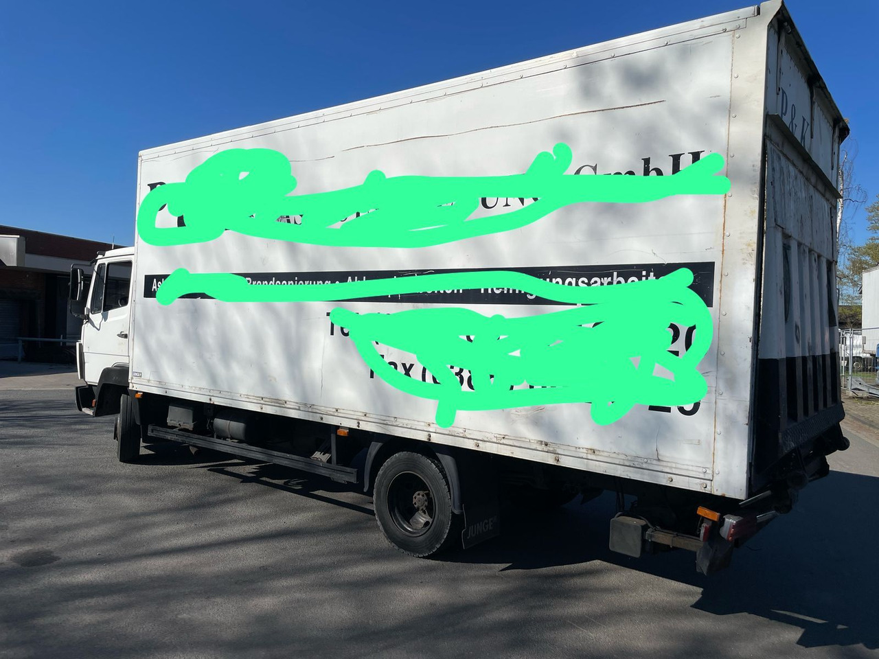 Mercedes-Benz 811 Koffer Blatt/Blatt Gefedert - כלי רכב מסחרי עם תיבה: תמונה 5 Mercedes-Benz 811 Koffer Blatt/Blatt Gefedert - כלי רכב מסחרי עם תיבה: תמונה 5