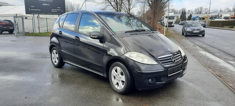 Mercedes-Benz A-Klasse 180 CDI AVANTGARDE - מכונית: תמונה 2 Mercedes-Benz A-Klasse 180 CDI AVANTGARDE - מכונית: תמונה 2