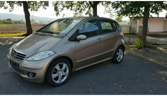 Mercedes-Benz A-Klasse 200 CDI - האצ'בק: תמונה 1 Mercedes-Benz A-Klasse 200 CDI - האצ'בק: תמונה 1