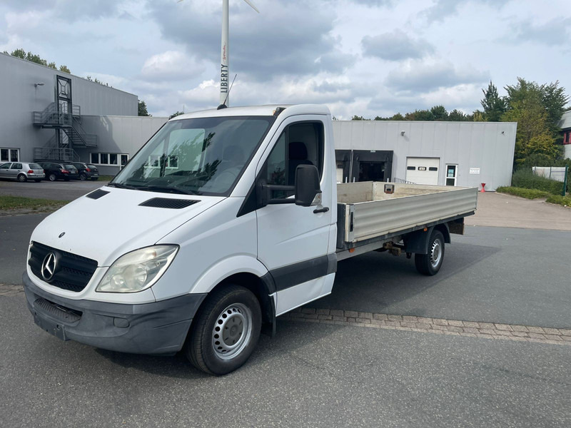 Mercedes-Benz Sprinter 316 - כלי רכב מסחרי במיטה שטוחה: תמונה 3 Mercedes-Benz Sprinter 316 - כלי רכב מסחרי במיטה שטוחה: תמונה 3