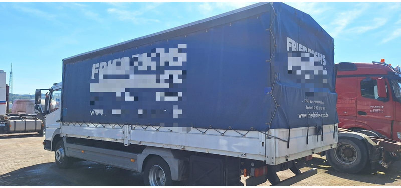 Mercedes-Benz Sprinter 818 Pritsche Plane - משאית וילונות צד: תמונה 4 Mercedes-Benz Sprinter 818 Pritsche Plane - משאית וילונות צד: תמונה 4