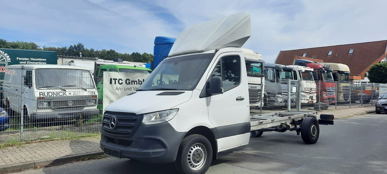 Mercedes-Benz Sprinter III Pritsche RWD/AWD 311/314/316 CDI RW - כלי רכב מסחרי במיטה שטוחה: תמונה 1 Mercedes-Benz Sprinter III Pritsche RWD/AWD 311/314/316 CDI RW - כלי רכב מסחרי במיטה שטוחה: תמונה 1