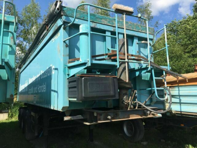 Reisch SKI 24 32 Kubik Mulde German Fahrzeug - סמיטריילר עם מזהיר: תמונה 3 Reisch SKI 24 32 Kubik Mulde German Fahrzeug - סמיטריילר עם מזהיר: תמונה 3