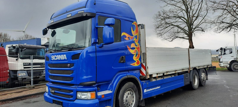 Scania G440 Pritsche 6x2 Kran am Heck vor - משאית צד נופל/ שטוחה, משאית מנוף: תמונה 1 Scania G440 Pritsche 6x2 Kran am Heck vor - משאית צד נופל/ שטוחה, משאית מנוף: תמונה 1