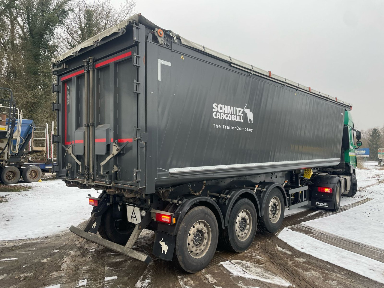 Schmitz Cargobull 3-Achser 48 qubik Getreidekipper - סמיטריילר עם מזהיר: תמונה 5 Schmitz Cargobull 3-Achser 48 qubik Getreidekipper - סמיטריילר עם מזהיר: תמונה 5