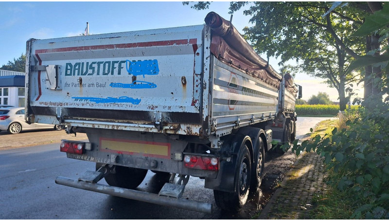 Schwarzmüller 3 Seiten Kipper Tandemanhänger - קרון נגרר עם מזהיר: תמונה 4 Schwarzmüller 3 Seiten Kipper Tandemanhänger - קרון נגרר עם מזהיר: תמונה 4