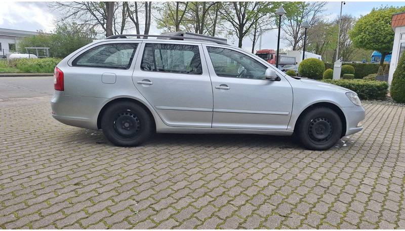 Škoda Octavia - מכונית: תמונה 3 Škoda Octavia - מכונית: תמונה 3