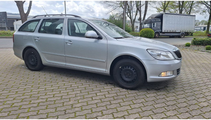 Škoda Octavia - מכונית: תמונה 5 Škoda Octavia - מכונית: תמונה 5