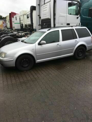 Volkswagen Bora Variant 1.9 TDI Pacific - מכונית: תמונה 2 Volkswagen Bora Variant 1.9 TDI Pacific - מכונית: תמונה 2