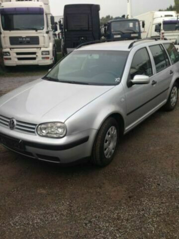 Volkswagen Golf Variant 1.9 TDI Comfortline - מכונית: תמונה 2 Volkswagen Golf Variant 1.9 TDI Comfortline - מכונית: תמונה 2