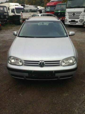 Volkswagen Golf Variant 1.9 TDI Comfortline - מכונית: תמונה 1 Volkswagen Golf Variant 1.9 TDI Comfortline - מכונית: תמונה 1