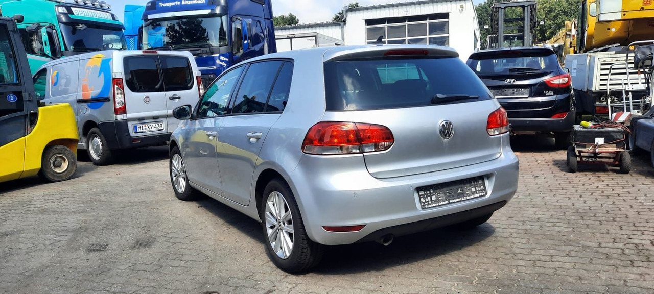 Volkswagen Golf - סדאן: תמונה 2 Volkswagen Golf - סדאן: תמונה 2