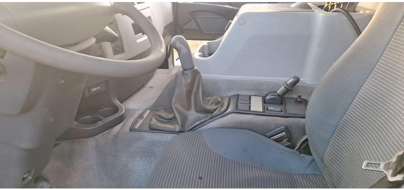 משאית דילוג העמסה Volvo Absetzkipper FE-320: תמונה 7