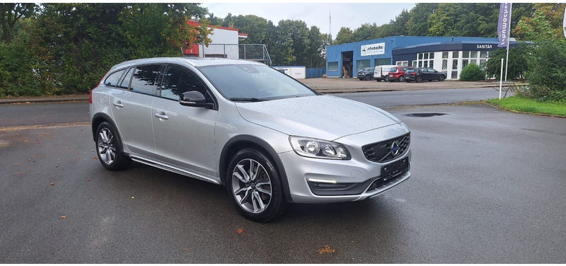 Volvo V60 Cross Country Summum AWD - מכונית: תמונה 1 Volvo V60 Cross Country Summum AWD - מכונית: תמונה 1