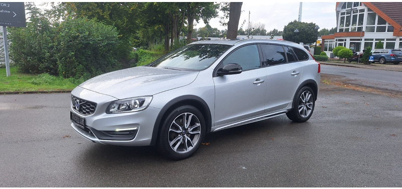 Volvo V60 Cross Country Summum AWD - מכונית: תמונה 4 Volvo V60 Cross Country Summum AWD - מכונית: תמונה 4