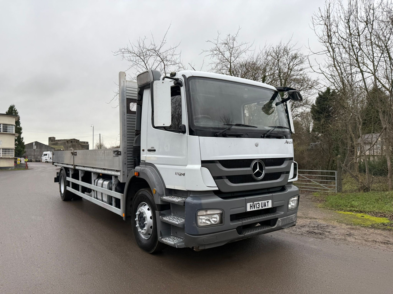 2013 Mercedes Axor 1824 Dropside Truck - משאית צד נופל/ שטוחה: תמונה 3 2013 Mercedes Axor 1824 Dropside Truck - משאית צד נופל/ שטוחה: תמונה 3