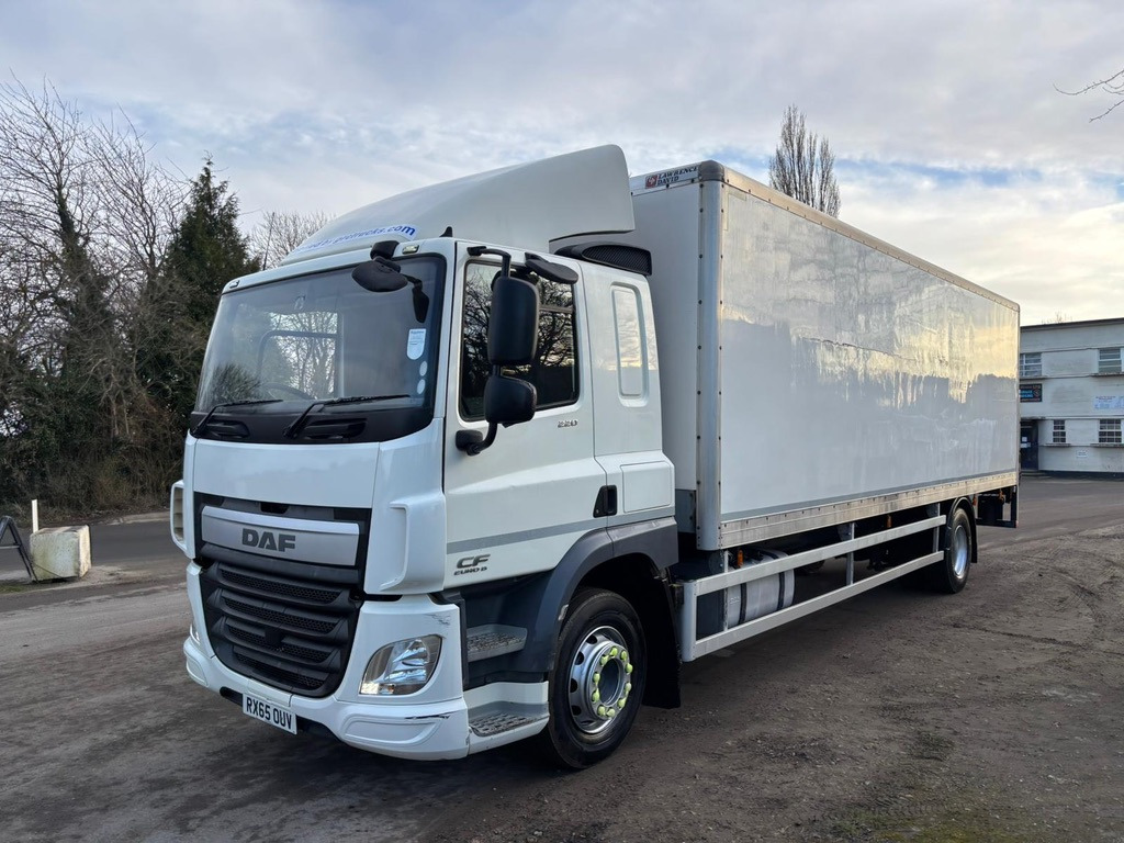 2015 DAF CF 220 Rigid Truck - משאית תיבה: תמונה 3 2015 DAF CF 220 Rigid Truck - משאית תיבה: תמונה 3