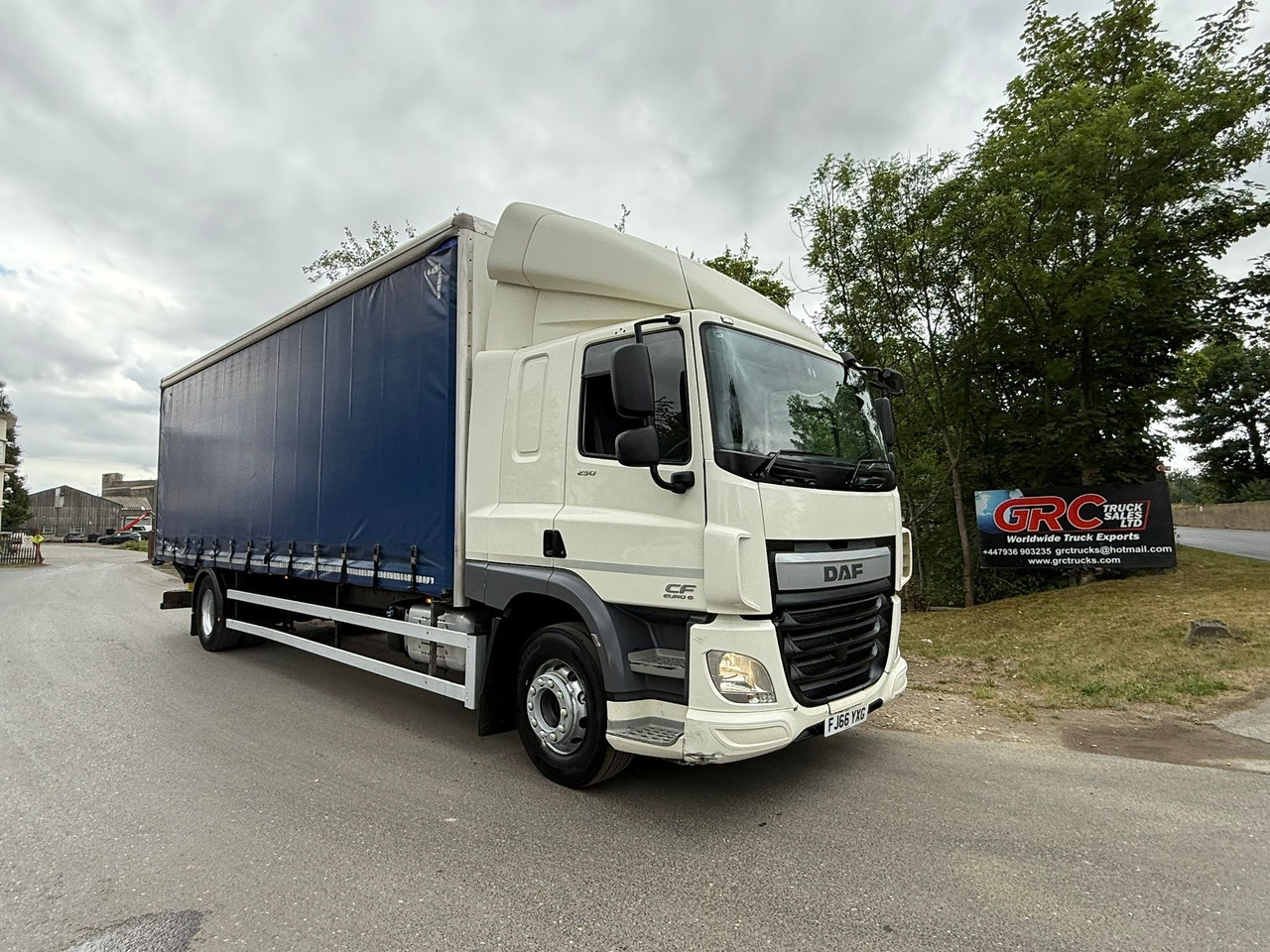 2016 DAF CF 250 Curtainside Truck - משאית וילונות צד: תמונה 2 2016 DAF CF 250 Curtainside Truck - משאית וילונות צד: תמונה 2