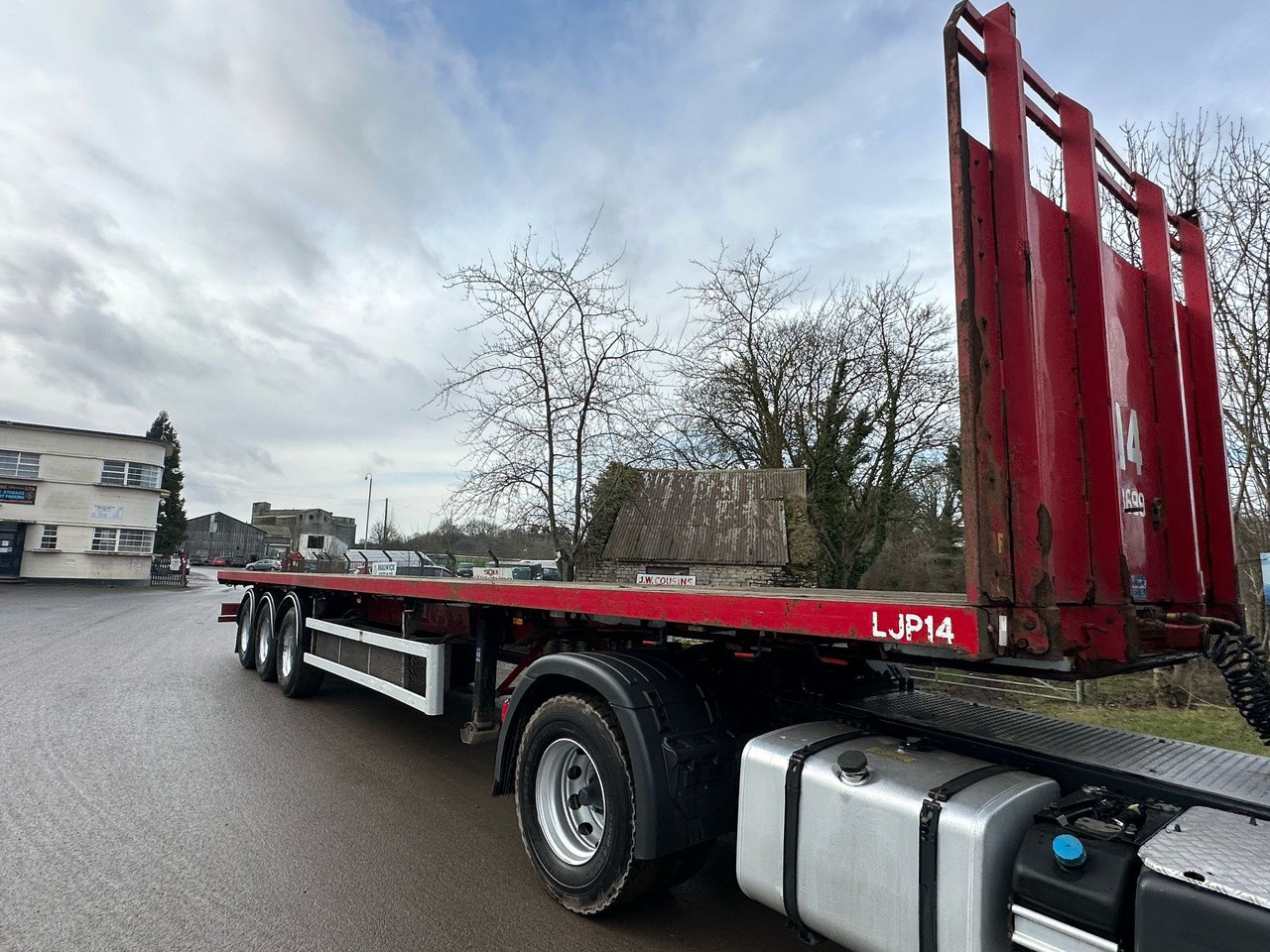SDC triaxle Trailer - סמיטריילר צד נופל/ שטוח: תמונה 1 SDC triaxle Trailer - סמיטריילר צד נופל/ שטוח: תמונה 1