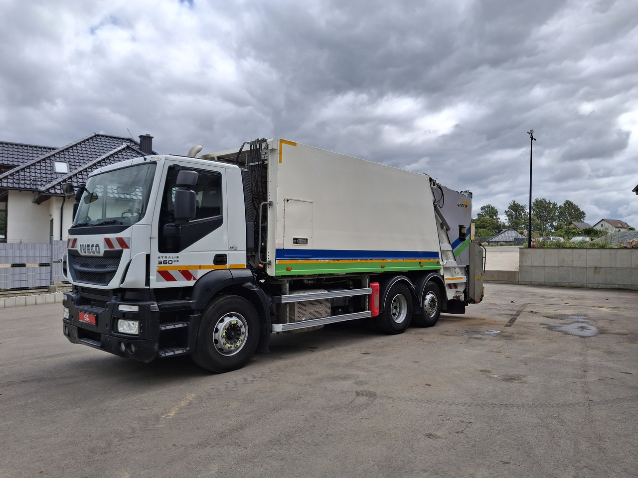 IVECO Euro 6 Śmieciarka Zweikammer-Müllwagen FAUN SL5 TR2L - משאית אשפה: תמונה 2 IVECO Euro 6 Śmieciarka Zweikammer-Müllwagen FAUN SL5 TR2L - משאית אשפה: תמונה 2
