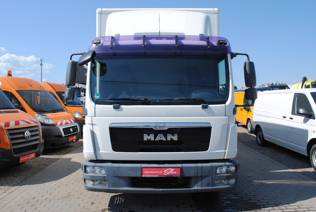 MAN TGL 12.180 - משאית תיבה: תמונה 2 MAN TGL 12.180 - משאית תיבה: תמונה 2