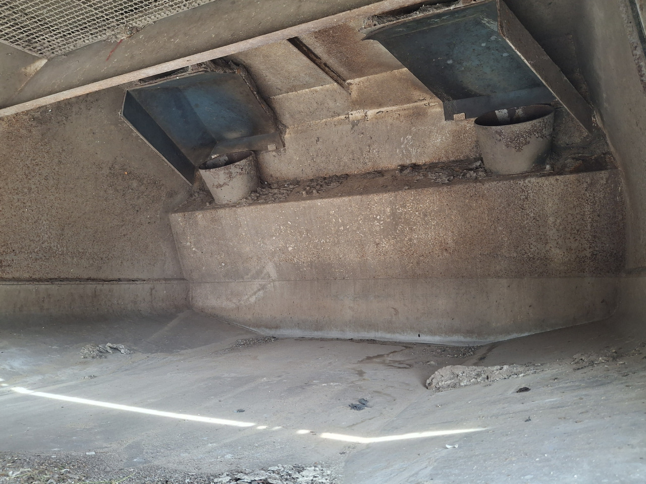 מטאטא כבישים RENAULT D16 Zamiatarka Kehrmaschine FAUN Euro 6 PM10 Szczotki L/R Karcher Rura Do Liści 2 Motoren: תמונה 23