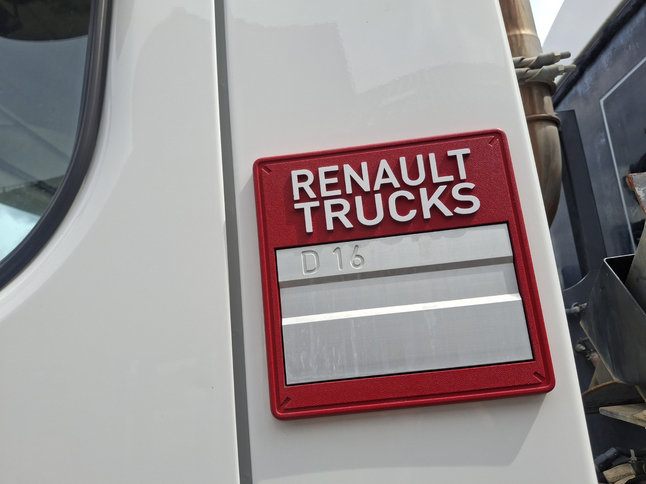 מטאטא כבישים RENAULT D16 Zamiatarka Kehrmaschine FAUN Euro 6 PM10 Szczotki L/R Karcher Rura Do Liści 2 Motoren: תמונה 14