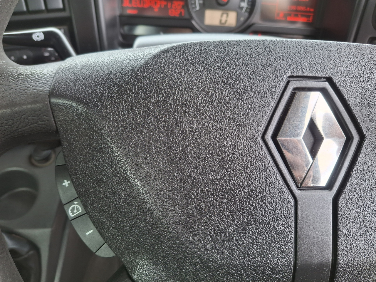 מטאטא כבישים RENAULT D16 Zamiatarka Kehrmaschine FAUN Euro 6 PM10 Szczotki L/R Karcher Rura Do Liści 2 Motoren: תמונה 30
