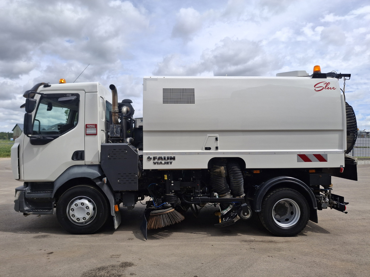 מטאטא כבישים RENAULT D16 Zamiatarka Kehrmaschine FAUN Euro 6 PM10 Szczotki L/R Karcher Rura Do Liści 2 Motoren: תמונה 9