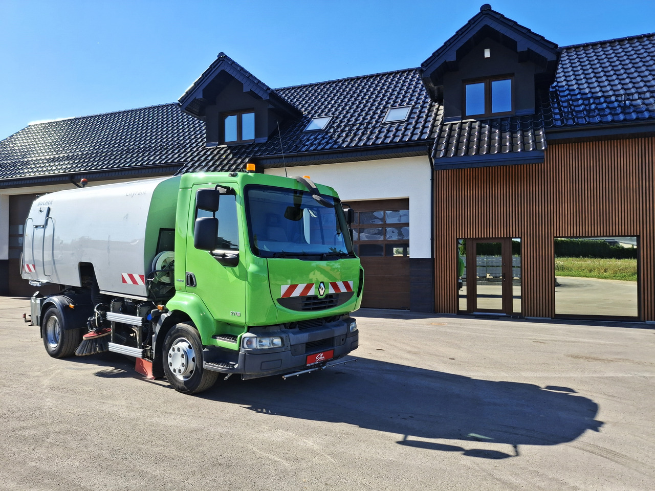 RENAULT Middlum 270 DXI Zamiatarka Kehrmaschine BUCHER Karcher L/R 2 Silniki 2 Motoren - מטאטא כבישים: תמונה 1 RENAULT Middlum 270 DXI Zamiatarka Kehrmaschine BUCHER Karcher L/R 2 Silniki 2 Motoren - מטאטא כבישים: תמונה 1