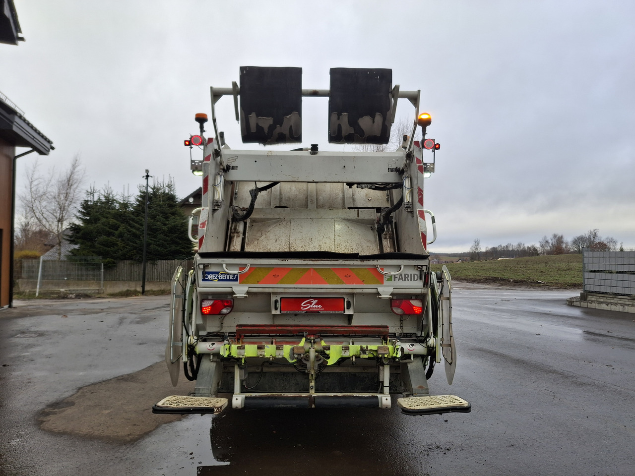 Renault D12 Truck Śmieciarka Müllwagen Garbage Truck FARID Euro 6 - משאית אשפה: תמונה 4 Renault D12 Truck Śmieciarka Müllwagen Garbage Truck FARID Euro 6 - משאית אשפה: תמונה 4