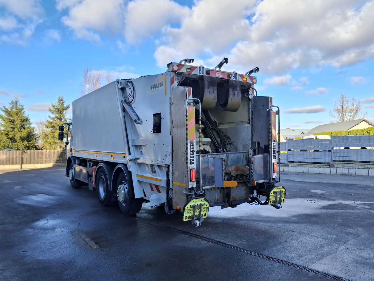 Renault D26 Śmieciarka Mullwagen Environnement VR5 LEV Euro 6 - משאית אשפה: תמונה 3 Renault D26 Śmieciarka Mullwagen Environnement VR5 LEV Euro 6 - משאית אשפה: תמונה 3