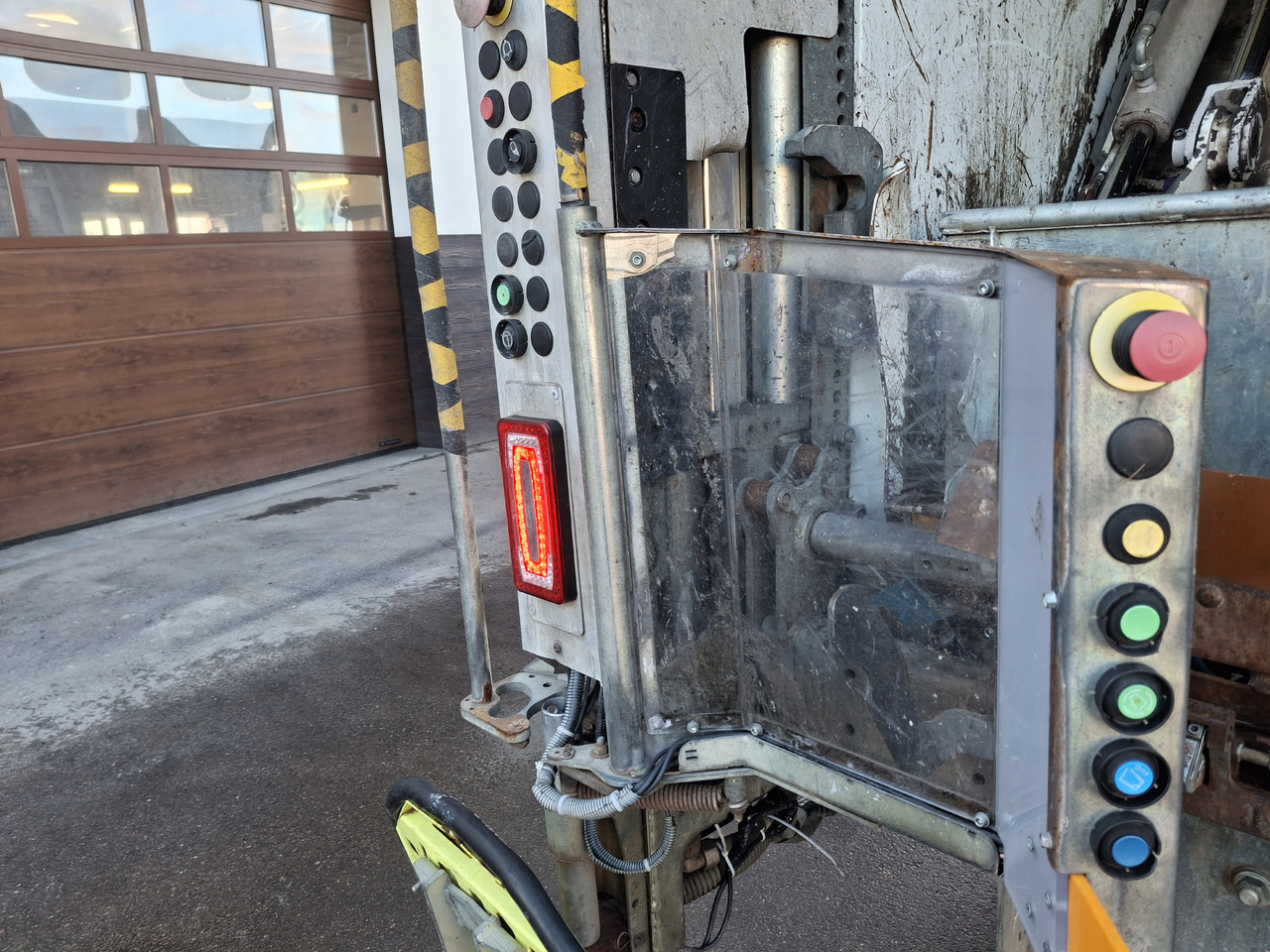 Renault D26 Śmieciarka Mullwagen Environnement VR5 LEV Euro 6 - משאית אשפה: תמונה 5 Renault D26 Śmieciarka Mullwagen Environnement VR5 LEV Euro 6 - משאית אשפה: תמונה 5