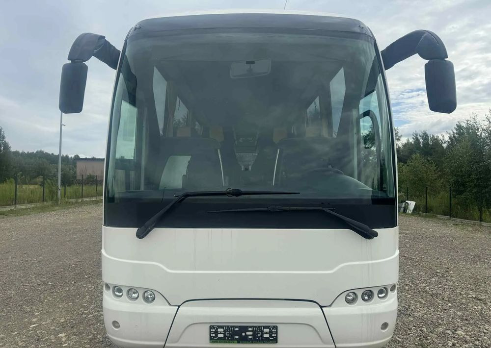 Neoplan Tourliner - אוטובוס בין עירוני: תמונה 2 Neoplan Tourliner - אוטובוס בין עירוני: תמונה 2