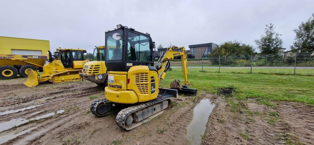 Komatsu PC 30 MR-5 - מיני מחפר: תמונה 4 Komatsu PC 30 MR-5 - מיני מחפר: תמונה 4