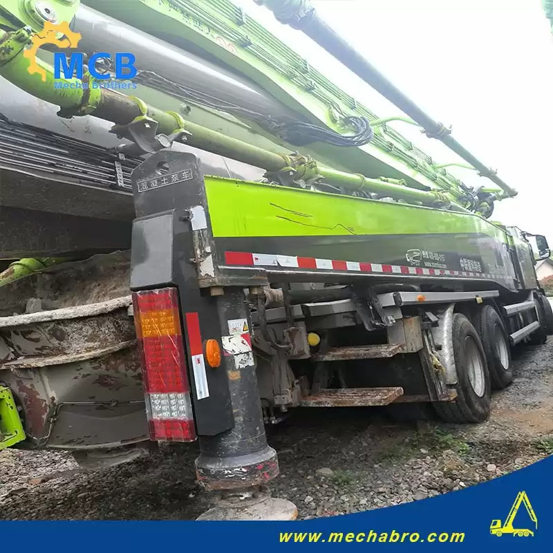 ZOOMLION ZLJ5440THBKF - משאית משאבת בטון: תמונה 4 ZOOMLION ZLJ5440THBKF - משאית משאבת בטון: תמונה 4