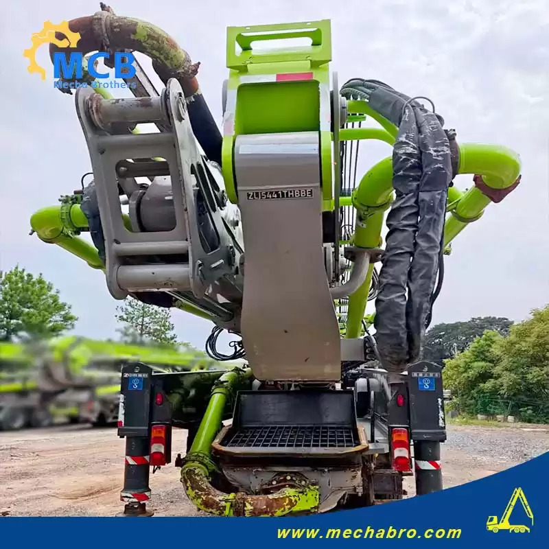 ZOOMLION ZLJ5441THBBE - משאית משאבת בטון: תמונה 4 ZOOMLION ZLJ5441THBBE - משאית משאבת בטון: תמונה 4