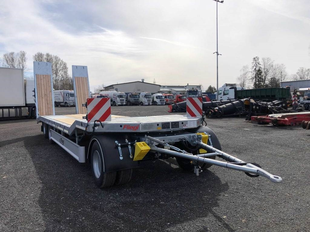Fliegl DTS-S 300 - קרון נגרר עם מטען נמוך: תמונה 4 Fliegl DTS-S 300 - קרון נגרר עם מטען נמוך: תמונה 4