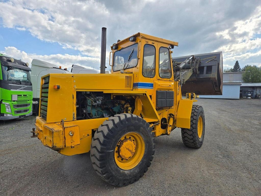 Volvo 4200B - מעמיס גלגלים: תמונה 3 Volvo 4200B - מעמיס גלגלים: תמונה 3