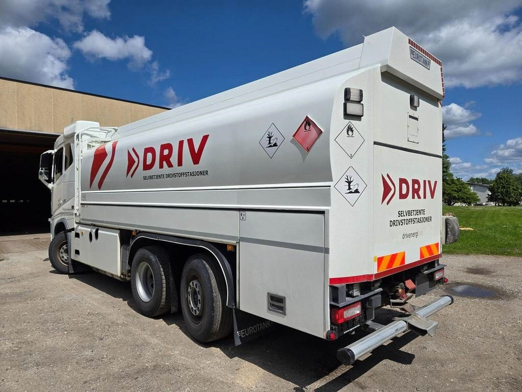 Volvo FH540 6x2 ADR - משאית מכל: תמונה 2 Volvo FH540 6x2 ADR - משאית מכל: תמונה 2