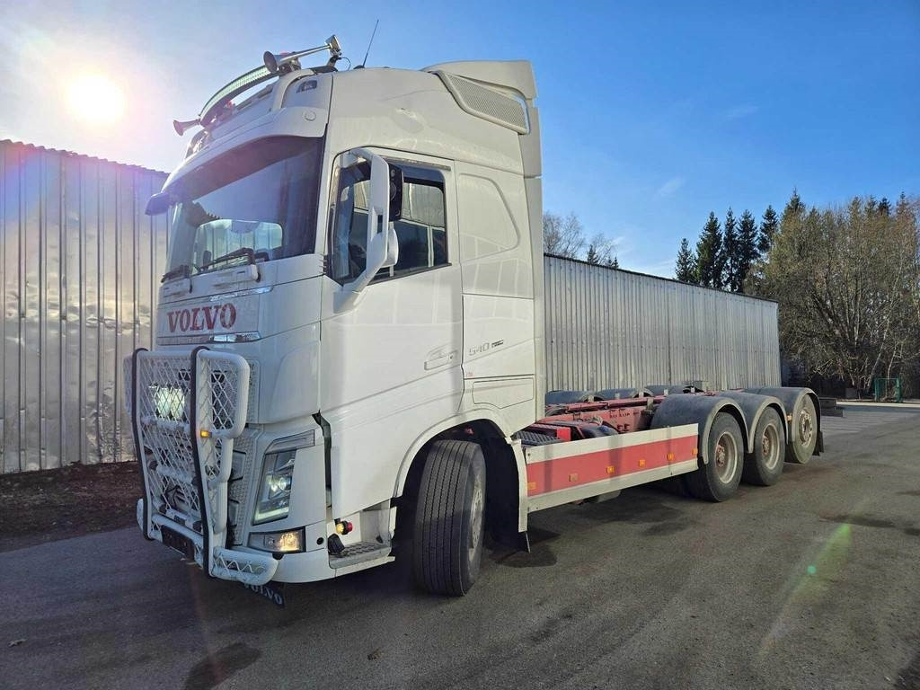 Volvo FH540 8X4 CHASSY  - משאית עם שלדת תא: תמונה 1 Volvo FH540 8X4 CHASSY  - משאית עם שלדת תא: תמונה 1