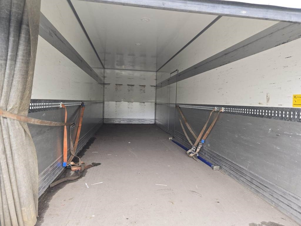 Volvo FM330 4X2 - משאית תיבה: תמונה 3 Volvo FM330 4X2 - משאית תיבה: תמונה 3