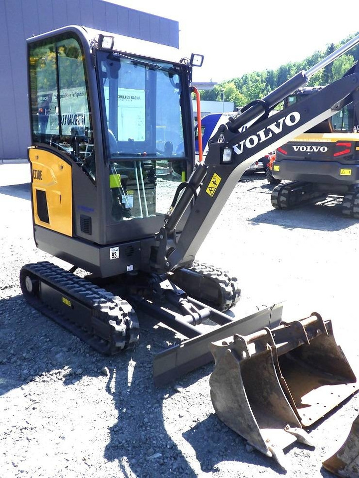 Volvo EC 18 E - מיני מחפר: תמונה 4 Volvo EC 18 E - מיני מחפר: תמונה 4