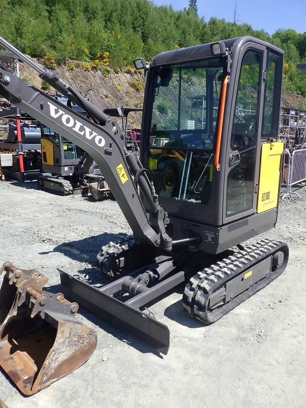 Volvo EC 18 E - מיני מחפר: תמונה 2 Volvo EC 18 E - מיני מחפר: תמונה 2